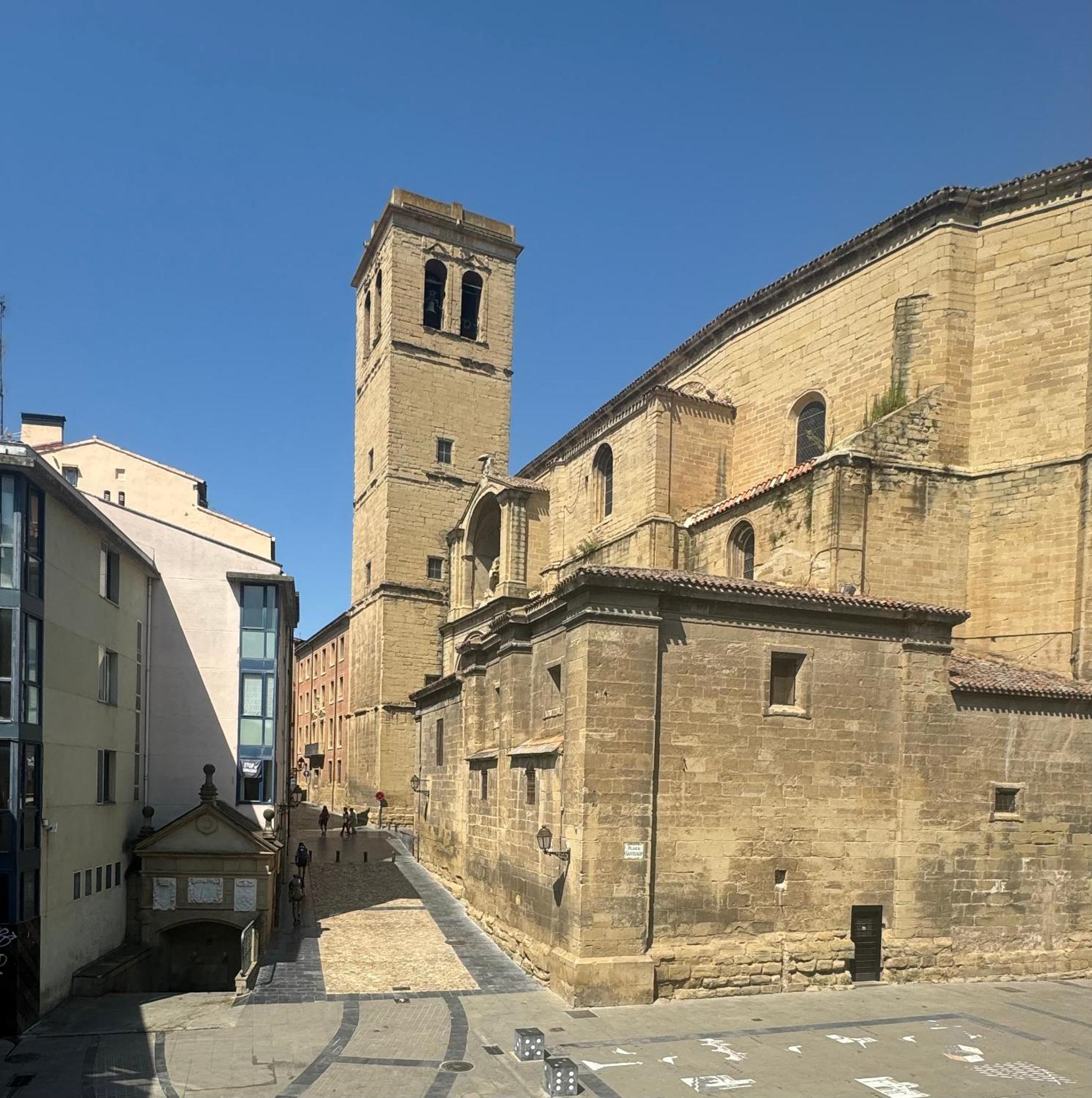 Santiago Tower Aire Ac Casco Antiguo By Apartamentos Logroño Eksteriør billede